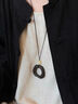 逐青復古長(cháng)款不規則圓環(huán)項鏈女士小眾設計感秋冬毛衣鏈吊墜漢服掛飾品 異形圓圈(黑檀木)米白珠項鏈繩 曬單實(shí)拍圖