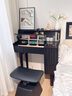 賀冠復古風(fēng)床頭梳妝臺一體柜家用極簡(jiǎn)黑色電腦桌全實(shí)木化妝桌二合一 100cm丨LED茶玻臺面丨升降凳套裝 抽屜在右-鏡面蓋上秒變書(shū)桌 曬單實(shí)拍圖