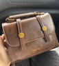 貞嘻高級感復古包包女款2025年秋冬季百搭斜挎包時(shí)尚單肩包手提小方包 學(xué)院風(fēng)單肩小方包【咖色】帶掛件顏色隨機 曬單實(shí)拍圖