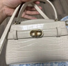 CHARLES&KEITH鱷魚(yú)紋凱莉包手提斜挎婚包包女包生日禮物CK2-50270880-1 Ivory象牙色 S 曬單實(shí)拍圖