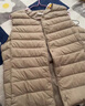 雪中飛經(jīng)典新款基礎舒適輕薄羽絨便捷短款保暖羽絨小馬甲輕盈便攜舒適 淺亞麻|7100-女 M 165/88A 曬單實(shí)拍圖