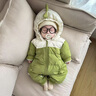 木木屋（mumuwu）品牌童裝嬰兒羽絨服連體衣冬季新款小恐龍寶寶外出服滿(mǎn)月百天爬服 淺綠色+包包 66 適合3-4個(gè)月體重10斤-13斤 曬單實(shí)拍圖