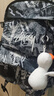 潮流涂鴉雙肩包大容量男初中高中生書(shū)包女時(shí)尚休閑電腦背包旅行包 灰色+萌鴨掛飾 32*14*46 曬單實(shí)拍圖