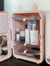 納份愛化妝品收納盒桌面高級(jí)感護(hù)膚品置物架防塵大容量梳妝臺(tái)鏡子收納柜 櫻花粉-帶鎖小冰箱化妝柜【3色LED鏡】 曬單實(shí)拍圖