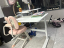 愛(ài)果樂(lè )兒童學(xué)習桌椅家用兒童書(shū)桌升降寫(xiě)字桌青年實(shí)木電腦桌大白桌 1.2m藝術(shù)家6+萌兔椅 粉+書(shū)架 曬單實(shí)拍圖