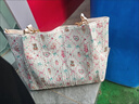 chongsukei小&ck女包2025新款時(shí)尚潮流洋氣可愛(ài)碎花大容量通勤單肩托特包 白配粉帶小熊掛件 曬單實(shí)拍圖