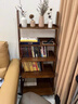 蔓斯菲爾全實(shí)木梯形書(shū)架置物架落地一體靠墻書(shū)柜學(xué)生家用客廳展示架收納架 【熱賣(mài)主圖款】梯形-5層深胡桃色 曬單實(shí)拍圖