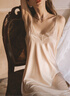貓人女士睡衣女夏仿真絲睡裙帶胸墊性感吊帶裙蕾絲露背家居服卡其L 曬單實(shí)拍圖