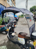 電動(dòng)車(chē)雨棚蓬遮陽(yáng)傘摩托車(chē)電瓶車(chē)雨傘防曬罩黑膠加厚擋風(fēng)擋雨新款 黑膠底加厚款【灰色小貓】 車(chē)有倒車(chē)鏡款 曬單實(shí)拍圖