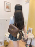 慕昂復古學(xué)院風(fēng)雙肩包包2025新款女式小眾設計韓版ins休閑百搭背包 咖色帶掛件 曬單實(shí)拍圖