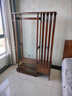 莎慕希（SHAMUXI）全實(shí)木掛衣架落地臥室入戶(hù)進(jìn)門(mén)鞋架鞋凳一體簡(jiǎn)約客廳衣帽架多功能 胡桃色全實(shí)木【上門(mén)安裝】 曬單實(shí)拍圖