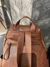 OMTO輕奢品牌女士雙肩包女女新款頭層牛皮時(shí)尚復古大容量包包防盜背包 Y038-焦糖色(PU款) 曬單實(shí)拍圖