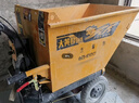 大黃蜂優(yōu)選電動(dòng)手推翻斗車(chē)建筑工地灰斗三輪車(chē)搬運拉貨工具車(chē)養殖運輸上料車(chē) 加強款【手推】斜斗2.5厚 60/70寬 天能電池 曬單實(shí)拍圖