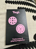 Tagi.《塔皮金幣》開(kāi)心蘋(píng)安財運金幣多色防摔保護殼磁吸手機殼 櫻桃蘋(píng)安 適用 iPhone 15 pro max 曬單實(shí)拍圖