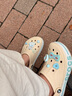 CROCS卡駱馳貝雅卡駱班洞洞鞋|205089 冬日白/彩色-1LI 39(240mm) 曬單實拍圖