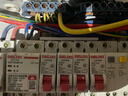 德力西（DELIXI）自復式過(guò)欠壓保護器兩相四線(xiàn)過(guò)欠壓保護DZ47SGQR斷路器 1P+N 40A  曬單實(shí)拍圖