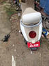 五羊【官方正品】電動(dòng)摩托車(chē)大功率長(cháng)續航電動(dòng)車(chē)男女通用倆輪電瓶車(chē)千瓦電機72V通勤電動(dòng)車(chē) 優(yōu)雅白/千瓦高功率電機/前后鼓剎 60V26.0A黑金石墨烯電池 曬單實(shí)拍圖