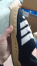 adidas「鯊魚(yú)面包鞋」ADIMATIC經(jīng)典滑板鞋男女阿迪達斯官方三葉草 黑色/白色   42.5 曬單實(shí)拍圖