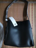 森馬（Semir）水桶包女送禮女士單肩包軟皮女包今年流行斜挎包通勤質(zhì)感包包 黑色90001 均碼 曬單實(shí)拍圖