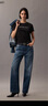 Calvin Klein Jeans夏季女士簡(jiǎn)約休閑ck銀色字母出色修身短袖T恤J223860 曬單實(shí)拍圖