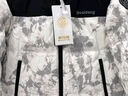 波司登（BOSIDENG）【反季】羽絨服國標90絨男女情侶冬季短款潮流涂鴉連帽外套 雪嶺山脈9BE9 XL 175/96A 曬單實拍圖