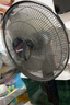 格力（GREE）電風(fēng)扇家用大風(fēng)量落地扇立式節能電扇客廳臥室宿舍搖頭定時(shí)空氣循環(huán)風(fēng)扇臺地兩用排氣扇空調伴侶 【黑色】16吋大扇葉大風(fēng)量經(jīng)典款 4012-WG 曬單實(shí)拍圖