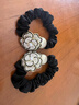 BARY REEF時(shí)尚玫瑰花大腸發(fā)圈女皮筋扎頭馬尾頭繩網(wǎng)紅新款扎丸子頭發(fā)飾 珍珠花朵大腸發(fā)圈2個(gè) 曬單實(shí)拍圖