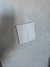 施耐德電氣 四孔插座 86型暗裝雙聯(lián)二極帶保護門(mén)電源插座面板 皓呈 奶油白色 曬單實(shí)拍圖
