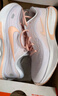 耐克女子緩震專(zhuān)業(yè)跑步鞋冬季公路反光NIKE JOURNEY RUN FJ7765 114白/水洗珊瑚紅 38 曬單實(shí)拍圖