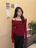 冶芷紅色一字肩假兩件吊帶上衣女秋季2025年新款設計感針織衫 純欲風(fēng)一字肩上衣紅色 S 曬單實(shí)拍圖