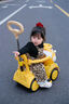邁多熊兒童電動(dòng)車(chē)扭扭車(chē)遙控可坐人1-5歲男女寶寶滑滑車(chē)充電兒童玩具車(chē) 【遙控款】黃+大電瓶+藍牙音樂(lè )+推把圍欄+軟輪 可拆卸餐盤(pán) 曬單實(shí)拍圖