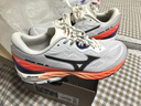 美津濃（MIZUNO）2025新款緩震回彈透氣耐磨競訓(xùn)運(yùn)動(dòng)跑步鞋WAVE RC 02/米白色 42 曬單實(shí)拍圖