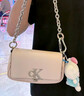 Calvin Klein時(shí)尚單肩包禮物鏈條包包金屬字母旋扣翻蓋CK女包斜挎馬鞍包DH3240 曬單實(shí)拍圖