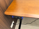 木藝生3cm高端實(shí)木電動(dòng)升降桌電腦桌臺式電競桌子辦公書(shū)桌可升降工作臺 隱藏插排-雙電機3cm實(shí)木胡桃色 160*70【免費送裝】 曬單實(shí)拍圖