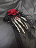 薇施妮（WEISHINI）萬(wàn)圣節頭飾cos洛麗塔暗黑哥特酒紅玫瑰骷髏手指發(fā)夾發(fā)飾道具裝扮 紅玫瑰骷髏鴨嘴夾主圖款A25-307 曬單實(shí)拍圖
