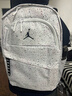 耐克（NIKE）男包女包 2025新款運動(dòng)包Jordan雙肩包AJ時(shí)尚休閑電腦包學(xué)生書(shū)包 大包/白色滿(mǎn)天星/30.5*17.8*49.5cm MISC 曬單實(shí)拍圖