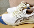 亞瑟士ASICS跑步鞋男鞋緩震舒適回彈運動(dòng)鞋網(wǎng)面透氣跑鞋 GEL-CONTEND 7 白色 42 曬單實(shí)拍圖