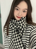 OTHER MIX新款美拉德仿羊絨格子圍巾女秋冬季加厚保暖披肩兩用純色學(xué)生圍脖 經(jīng)典千鳥(niǎo)格 黑白 曬單實(shí)拍圖