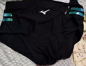 美津濃（MIZUNO）泳褲男士專(zhuān)業(yè)訓練三角游泳褲男小平角速干抗氯泡溫泉泳褲游泳裝備 鉆石黑 L 【身高165-175體重60-75kg】 曬單實(shí)拍圖