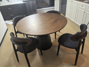德邦博派中古風(fēng)圓桌餐桌小戶(hù)型家用法式復古實(shí)木圓形餐廳吃飯桌子2025新款 【1.2m】1桌4椅【洛達椅】 曬單實(shí)拍圖