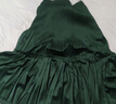 兩三事絲絨半身裙春季女黑色百褶裙裙子復古半裙長(cháng)裙 開(kāi)心自轉體 綠色 厚款 M 曬單實(shí)拍圖