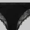 Calvin Klein內衣【摩登引力帶】ck性感蕾絲棉質(zhì)襠丁字褲內褲女 UB1-太空黑 1條 S 曬單實(shí)拍圖