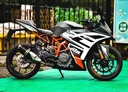 英邁綸二手進(jìn)口大貿杜克KTM RC390單缸水冷機車(chē)趴賽摩托車(chē)跑車(chē)可上牌 白色 綠本行駛證齊全可上牌 曬單實(shí)拍圖