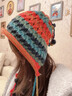 OEMG日系時(shí)尚百搭護耳毛線(xiàn)帽女彩色球球流蘇手工針織帽秋冬彩虹保暖帽 藍紅色 曬單實(shí)拍圖