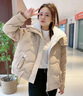 妍莉芬（yanlifen）短款羽絨棉服女2025年冬季新款外套棉襖加絨加厚寬松派克服女裝 卡其 L建議105-125斤 曬單實(shí)拍圖