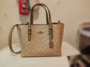 蔻馳（COACH）【品牌直供】女士MOLLIE中號手提單肩斜挎托特包拿鐵色CV965 曬單實(shí)拍圖