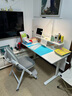 黑白調兒童A2學(xué)習桌書(shū)桌兒童桌椅實(shí)木升降桌子寫(xiě)字桌電腦桌進(jìn)口橡膠木1.2m 曬單實(shí)拍圖
