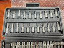 艾瑞澤汽修工具套裝套筒扳手棘輪手動(dòng)工具汽車(chē)維修組合修車(chē)工具箱小飛 經(jīng)濟款直柄46件套 曬單實(shí)拍圖
