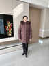 鴨鴨（YAYA）正品媽媽鵝絨服中長(cháng)款2025新款中老年女裝冬季大毛領(lǐng)羽絨外套 紫李色 L (建議90-105斤) 曬單實(shí)拍圖