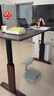 樂(lè )歌實(shí)木電動(dòng)升降桌電腦桌辦公學(xué)習書(shū)桌SE2-T白蠟木黑胡桃木色1.8M 曬單實(shí)拍圖